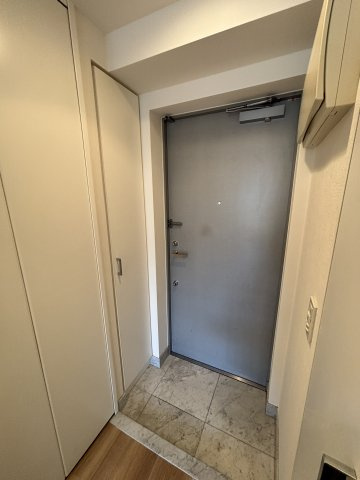 【玄関】