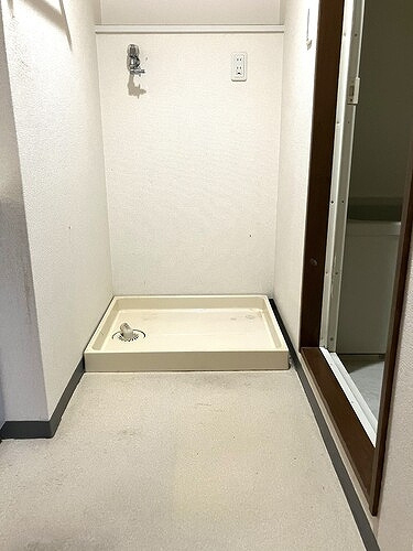 ランドマークシティ紙屋町のその他|室内洗濯機置場　※退去後撮影