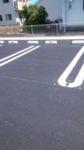 スピアージャ　アン　フィーメＢの駐車場