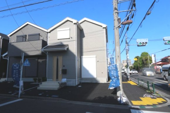 【Cradle garden】小平仲町第６の外観|制振装置「SAFE365」装備♪
国が認めた住宅性能評価付き、耐震等級も安心な造り

