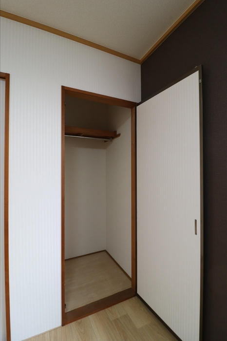 コスメティックスオオフク　B棟の収納