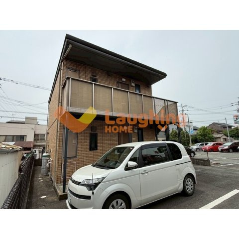 久留米市大石町のアパートの駐車場