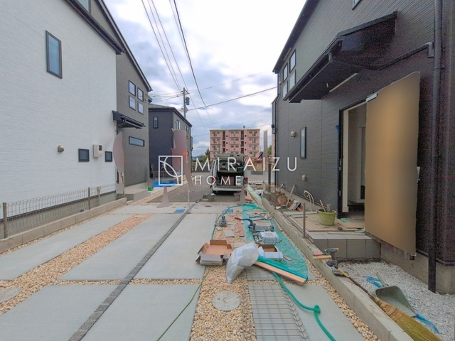 【玄関】 | いってきます♪ただいま♪明るい声が聞こえてきそうな玄関。ナチュラルなカラーがとても清潔感のある造りです♪