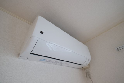 【設備】 | サンベリーズ | エアコン