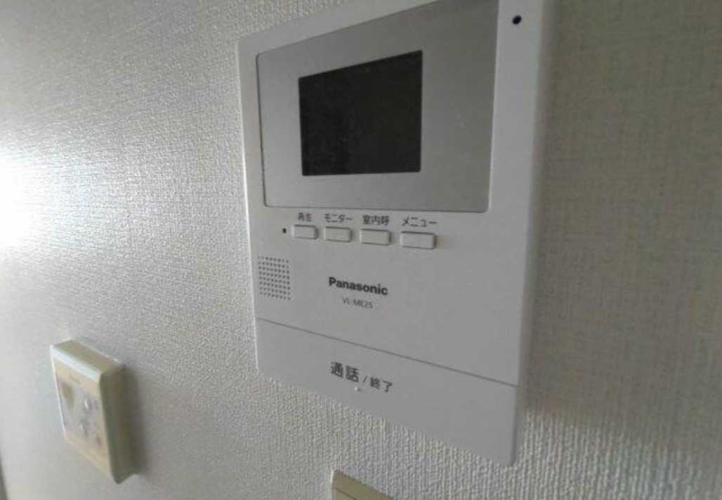 ハナブサマンション　敷金０　礼金０　１F部分スーパーのセキュリティ