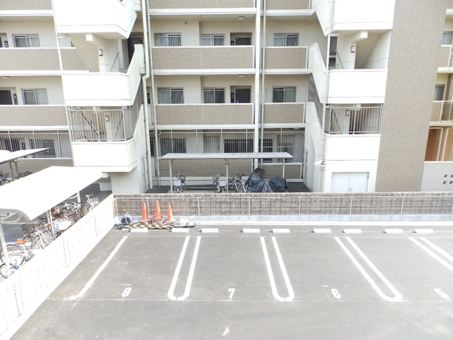 【駐車場】 | ラ　シャンブル