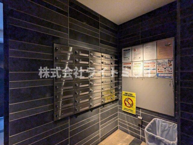 ハーモニーレジデンス田町のエントランス| 