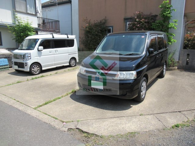 ウェーヴェルコートの駐車場