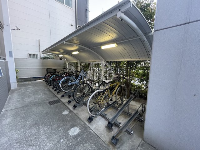 グランシャリオモアのその他共用部分|グランシャリモア　駐輪場