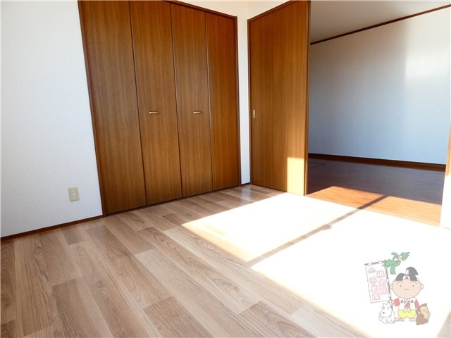 ルネス今村公園の洋室