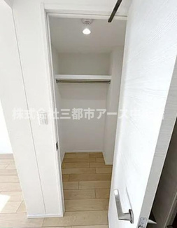 【収納】 | ベルフェリーク西小山 | ベルフェリーク西小山　は三都市アース中延店へお任せください！　ご内覧可能なお部屋は物件現地お待ち合わせご案内可能です！