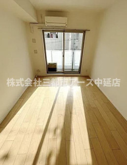 【居間・リビング】 | ベルフェリーク西小山 | ベルフェリーク西小山　は三都市アース中延店へお任せください！　ご内覧可能なお部屋は物件現地お待ち合わせご案内可能です！