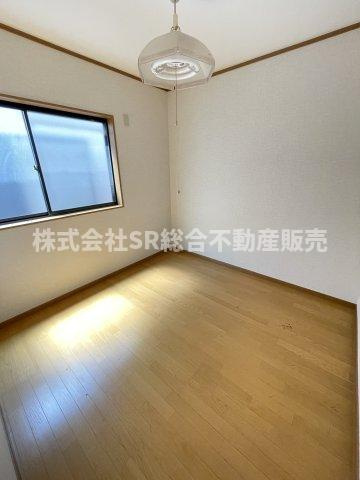 下六万寺町3丁目中古戸建の収納|納戸付きで収納には困りません！