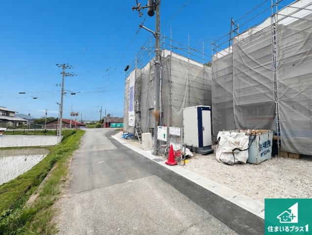 小野市片山町　第1期　新築一戸建ての前面道路含む現地写真|周辺は落ち着いた街並みの住宅地！子育てがしやすい住環境です！まだ未完成ですが、現地でしかわからない事もございます。是非一度ご覧ください。