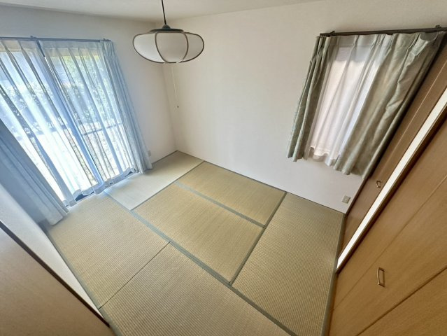 飯塚町谷一貸家住宅の内装