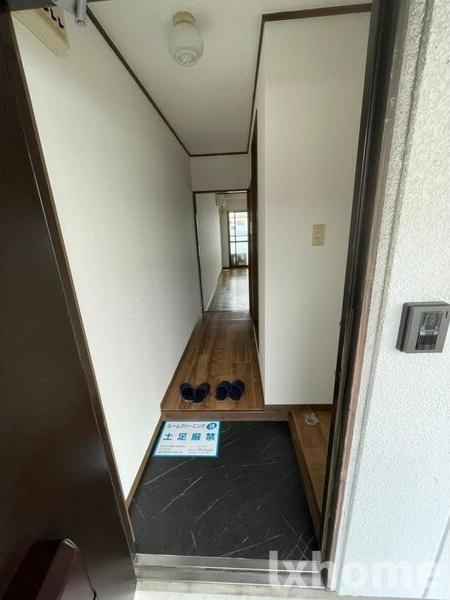 NKハイツの玄関|ゆったりとした玄関です