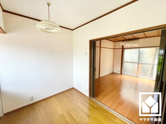 伏見区深草藪之内町の洋室