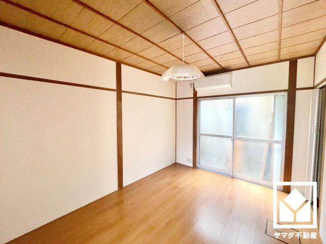 伏見区深草藪之内町の居間・リビング