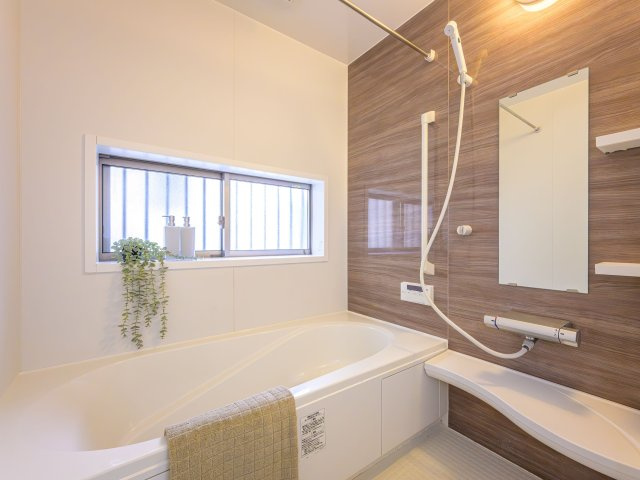 小郡市寺福童　中古戸建の浴室