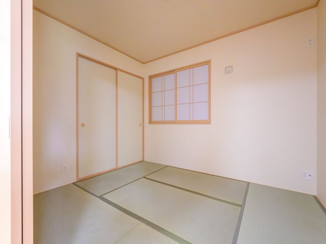 小郡市寺福童　中古戸建の和室