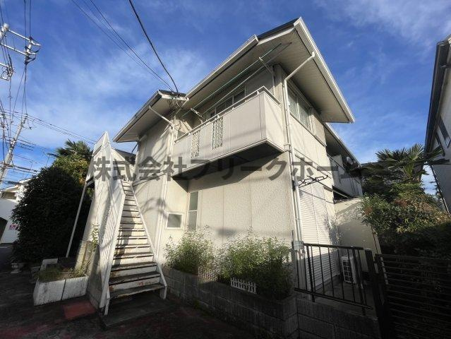 武蔵野市御殿山２丁目のアパートの外観