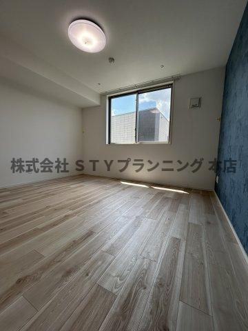 仲介手数料０円！クレストタップ名古屋ウエストの居間・リビング