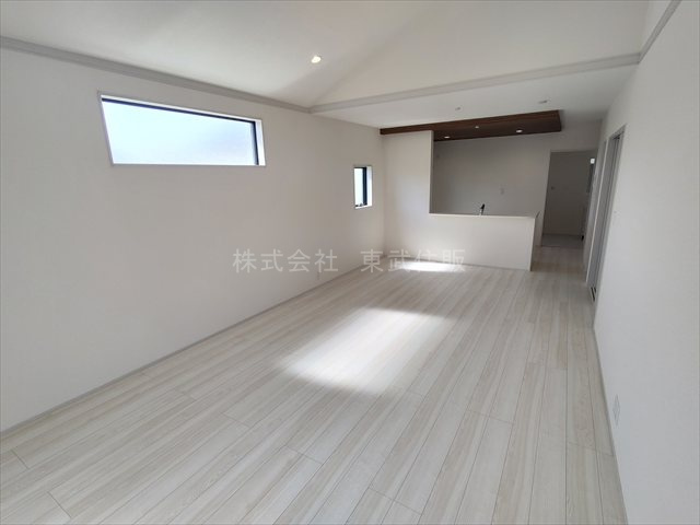 【居間・リビング】の画像