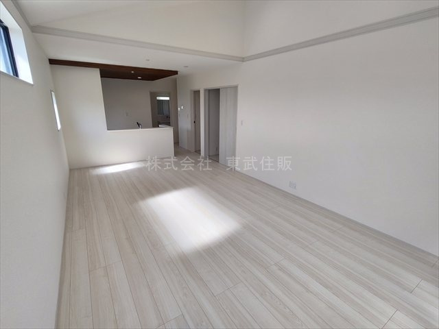 【居間・リビング】の画像