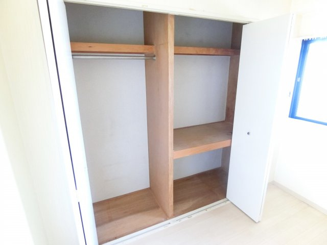 セゾン南茨木の収納