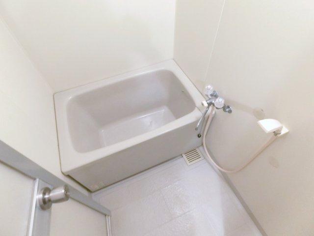 セゾン南茨木の浴室