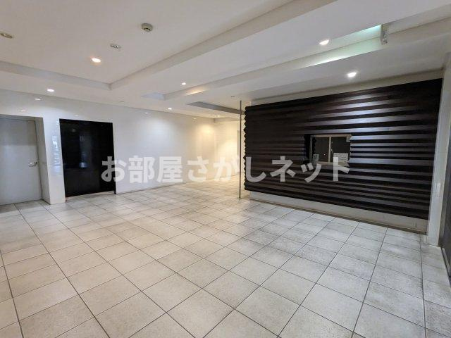 プレミアムキューブ東十条アリアのロビー