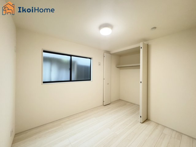 明石市材木町2期　全1棟　新築戸建の子供部屋|【ホームページに現地動画掲載中】●年中無休：当日予約可●カーテン・カーテンレール未設置。ご相談下さい
