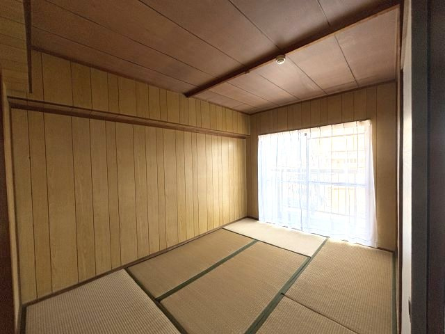 西浦ビューハイツの和室