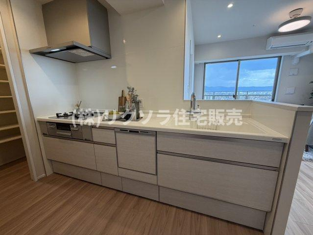 ファミール守口駅前エアーズタワーのキッチン|カウンターキッチン
■物件内覧・資金計画相談・住宅ローン相談、リフォーム相談、お問合せ受付中■
※当日・翌日のご内覧、ご相談はお電話でのお問合せがスムーズです！