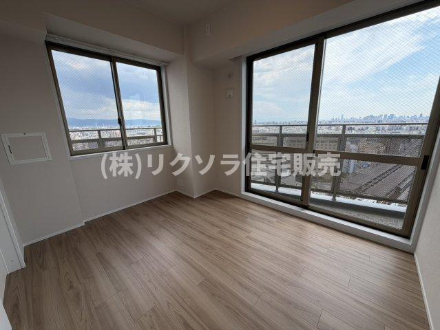 ファミール守口駅前エアーズタワーの寝室|洋室4.5帖
■物件内覧・資金計画相談・住宅ローン相談、リフォーム相談、お問合せ受付中■
※当日・翌日のご内覧、ご相談はお電話でのお問合せがスムーズです！