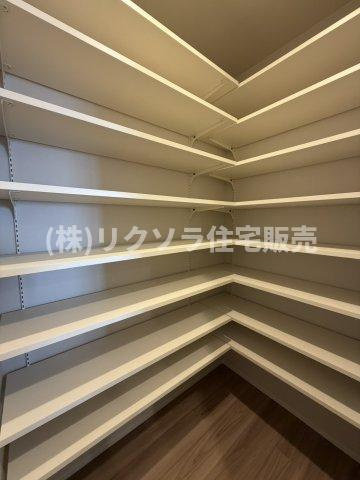 ファミール守口駅前エアーズタワーの収納|パントリー
■物件内覧・資金計画相談・住宅ローン相談、リフォーム相談、お問合せ受付中■
※当日・翌日のご内覧、ご相談はお電話でのお問合せがスムーズです！