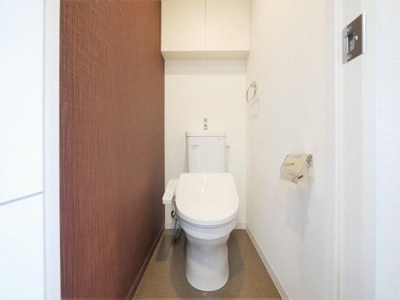 【トイレ】 | セイワパレス玉造駅上 | 落ち着いた色調のトイレです