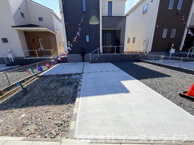 【新築戸建】　いわき市内郷御厩町4丁目第1　長期優良住宅の駐車場|2号棟室内写真　カースペースです。