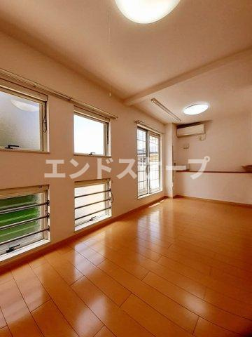 ファインステージＳの居間・リビング|高崎、前橋のお部屋探しはエンドスケープまで！お客様の理想お聞かせ下さい♪
