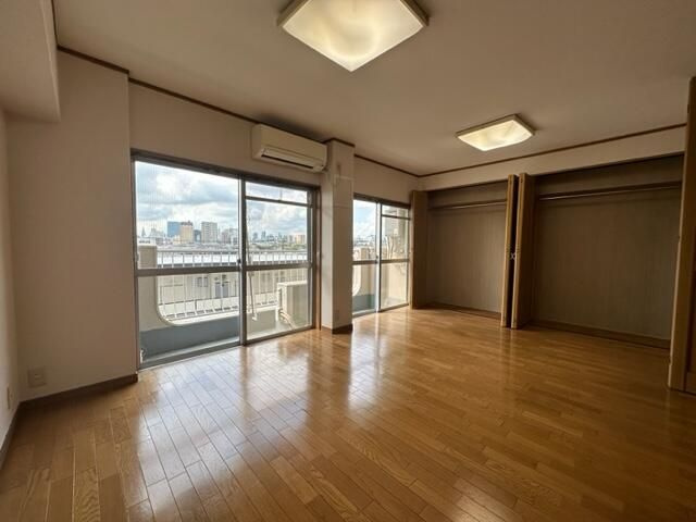 パシフィック目白マンションの居間・リビング