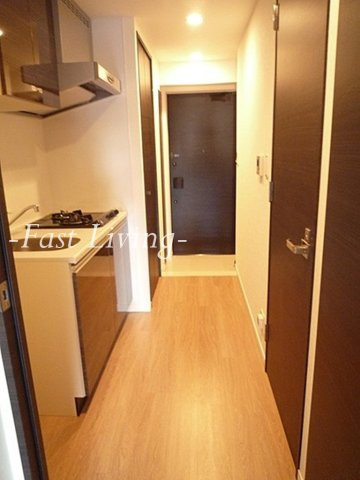 新宿区舟町の賃貸マンションの玄関
