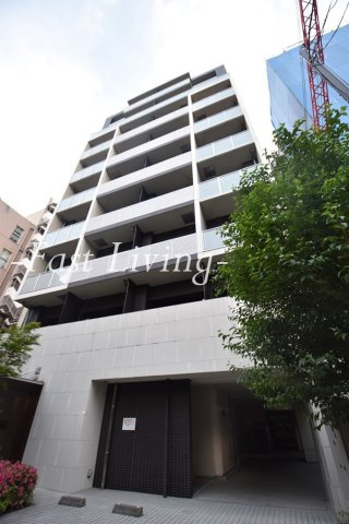 新宿区舟町の賃貸マンションのエントランス