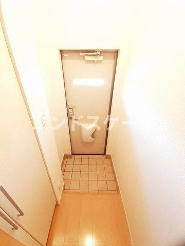 エレナメゾンＡの玄関|高崎、前橋のお部屋探しはエンドスケープまで！お客様の理想お聞かせ下さい♪