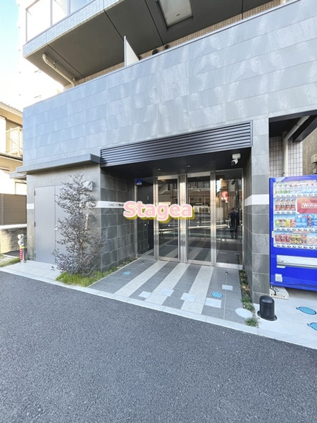 リヴシティ浦和常盤弐番館のエントランス