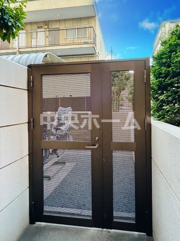 サンクタス大島の駐輪場|【自転車置き場】最新の空き状況や費用などの詳細は担当スタッフまでお問い合わせください。