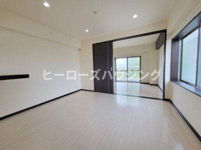 【居間・リビング】 | 岡町グリーンハイツ