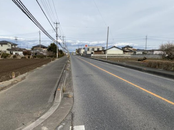 太田市 新田村田町（治良門橋駅） 店舗用地の前面道路含む現地写真