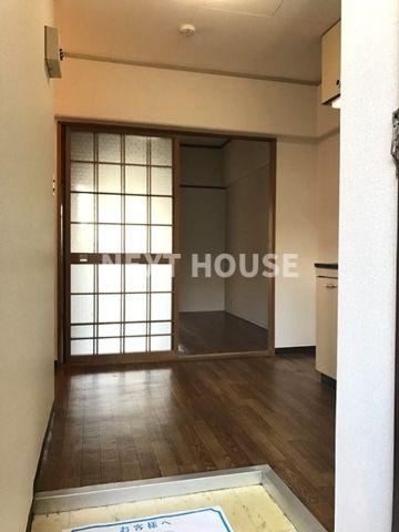 リアライズ北加賀屋の玄関