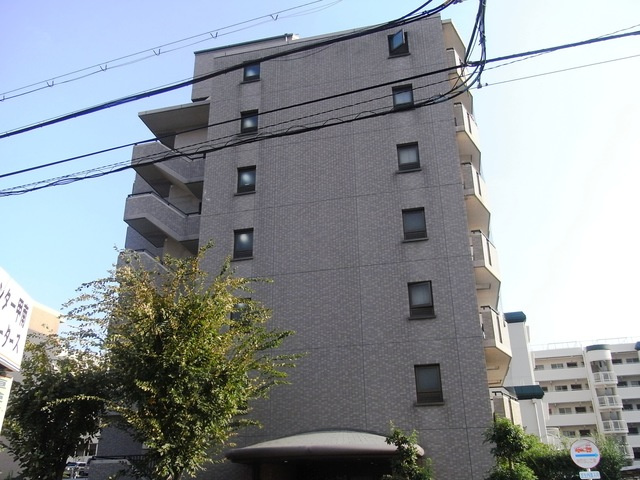 アージュ・リベルテ本山の外観