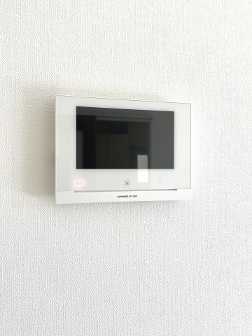福面2丁目カーサヴェルディ一戸建ての防犯設備|モニター付きインターホンです